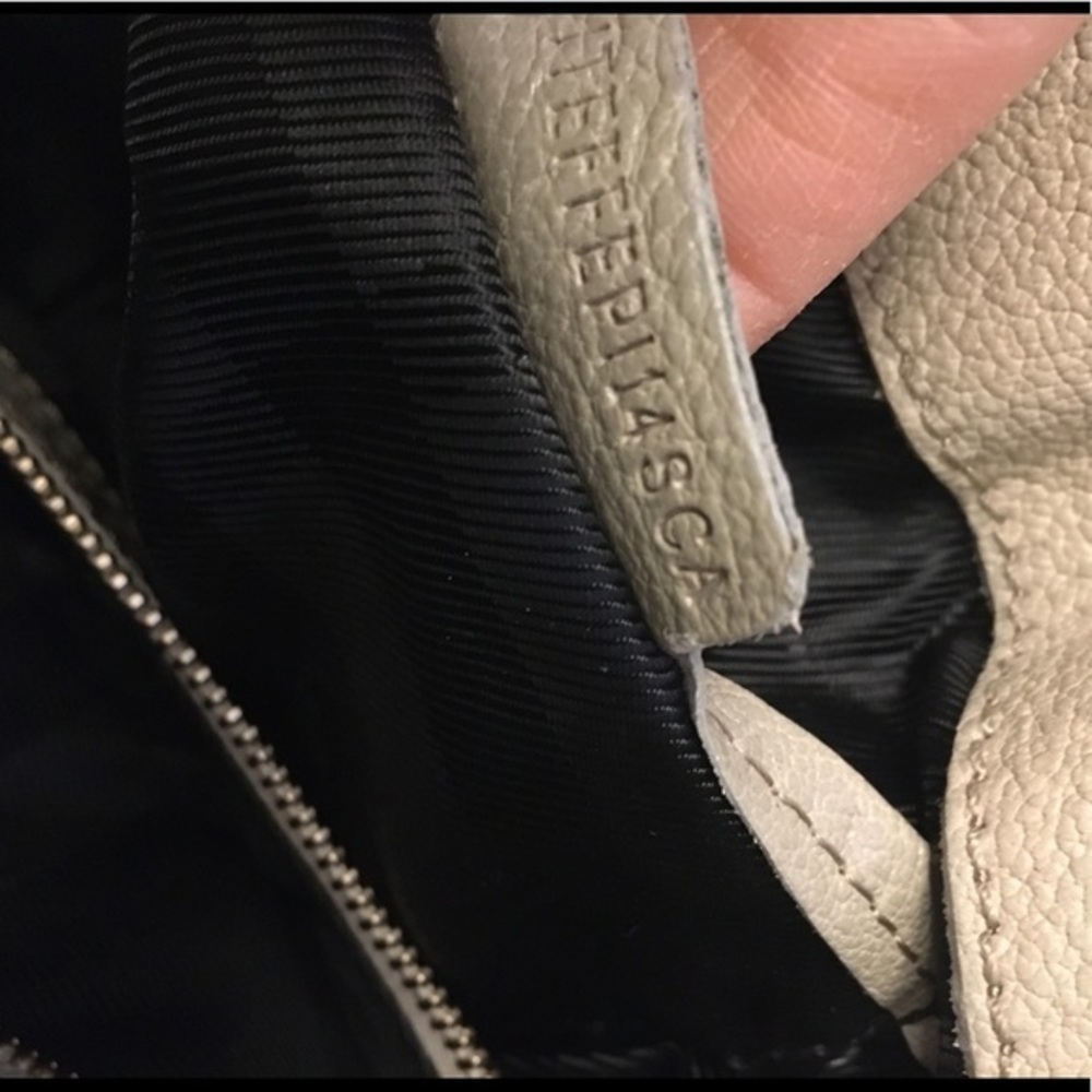 Burberry Saffiano stone leather satchel - Picture 8 of 16